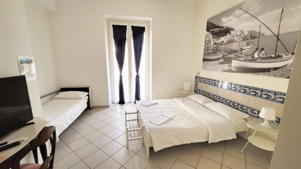 Santi E Saraceni Rooms Salerno Exterior photo