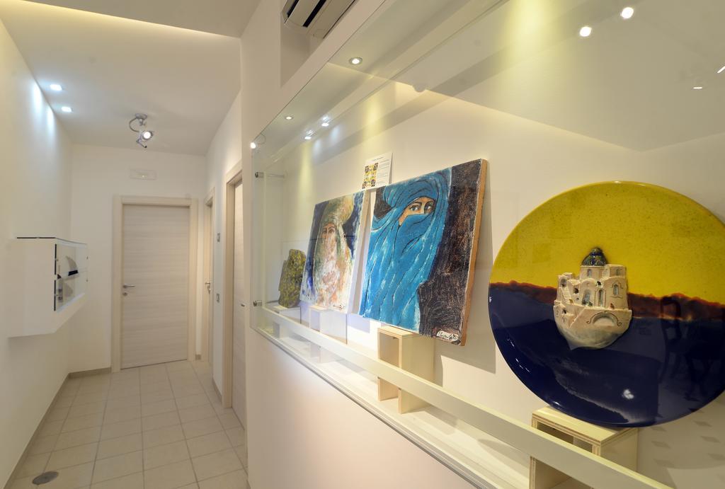 Santi E Saraceni Rooms Salerno Exterior photo