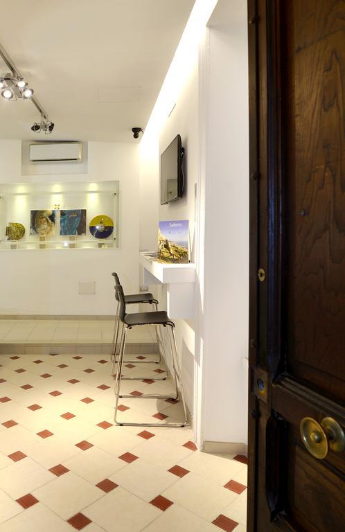 Santi E Saraceni Rooms Salerno Exterior photo