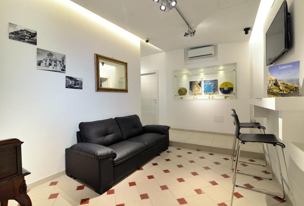 Santi E Saraceni Rooms Salerno Exterior photo