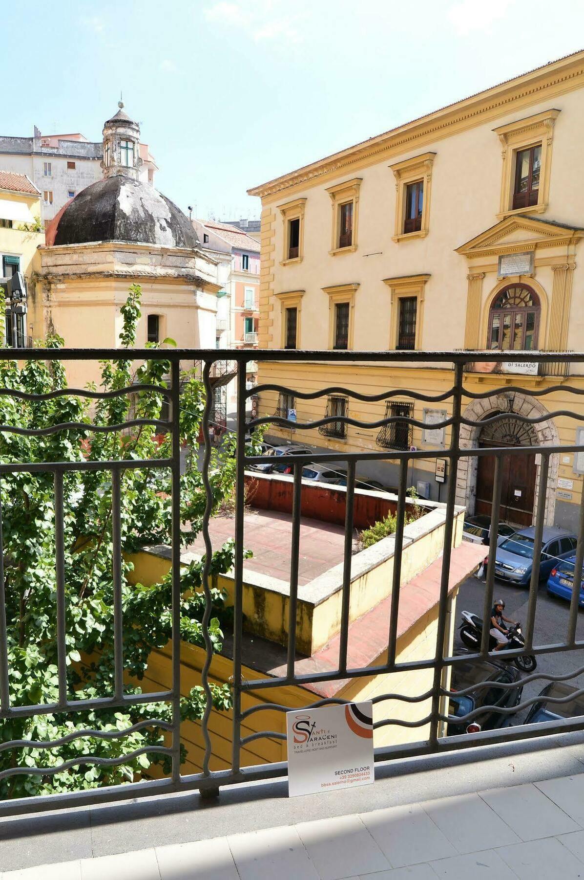 Santi E Saraceni Rooms Salerno Exterior photo